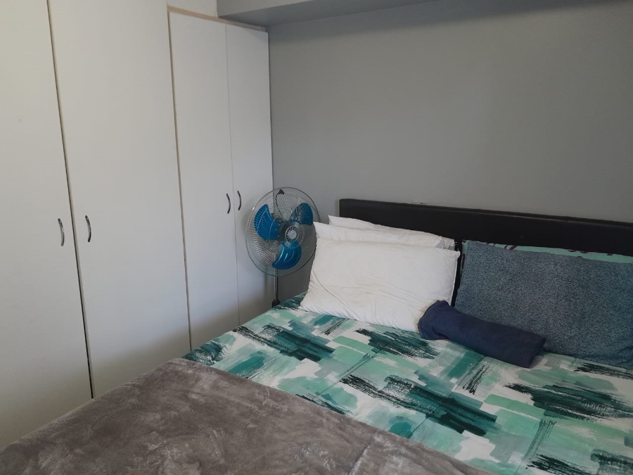 To Let 2 Bedroom Property for Rent in Morgenster Heights Western Cape